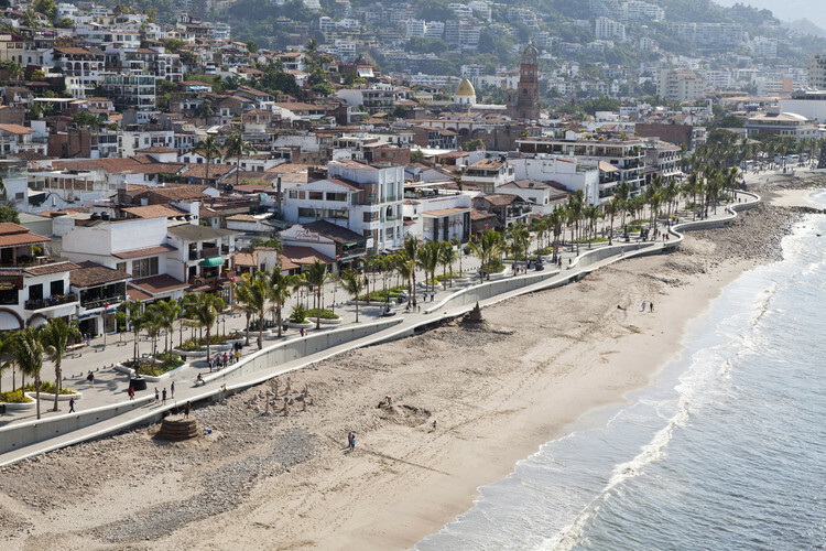 Puerto Vallarta condos homes houses for sale develpments Puerto Vallarta condos homes houses for sale develpments
