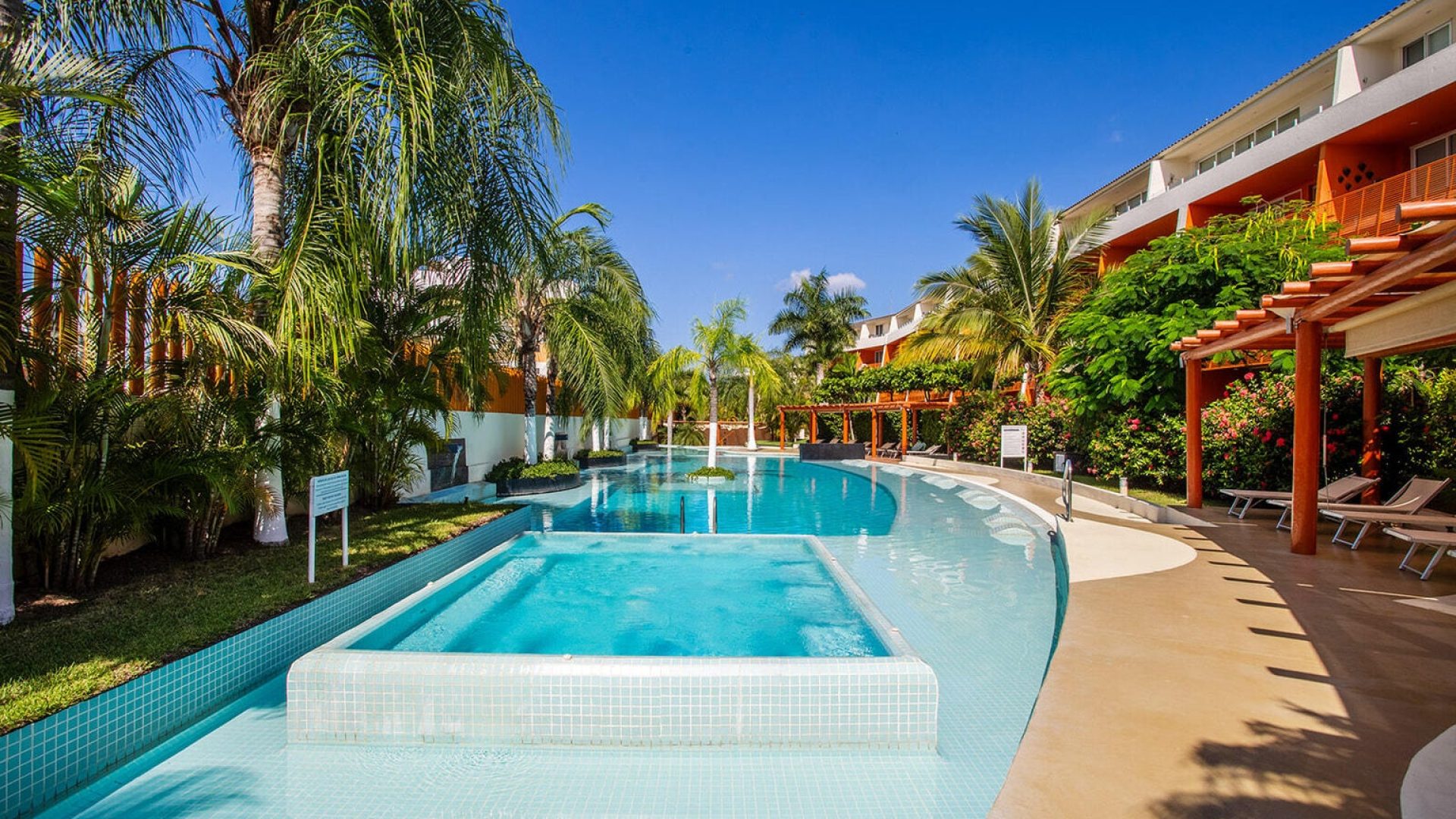 Kiki - Pacifico Property