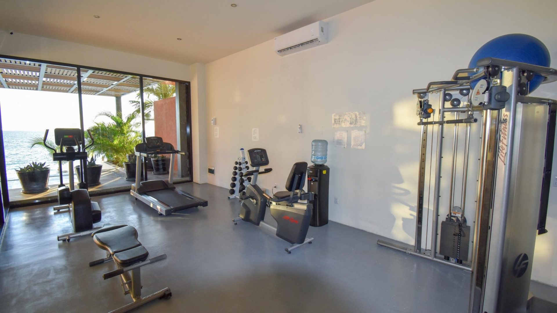 20240129200353738353000000-o