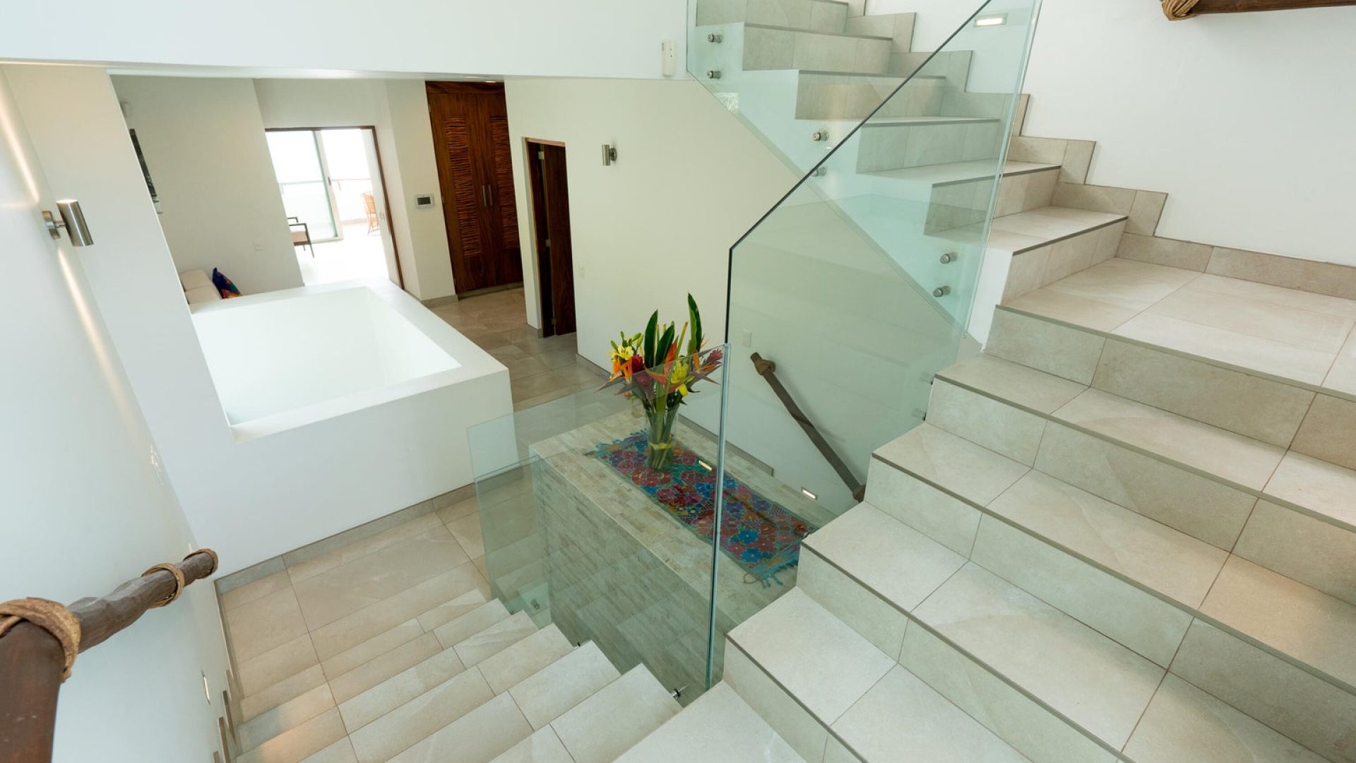 20240730025010427688000000-o