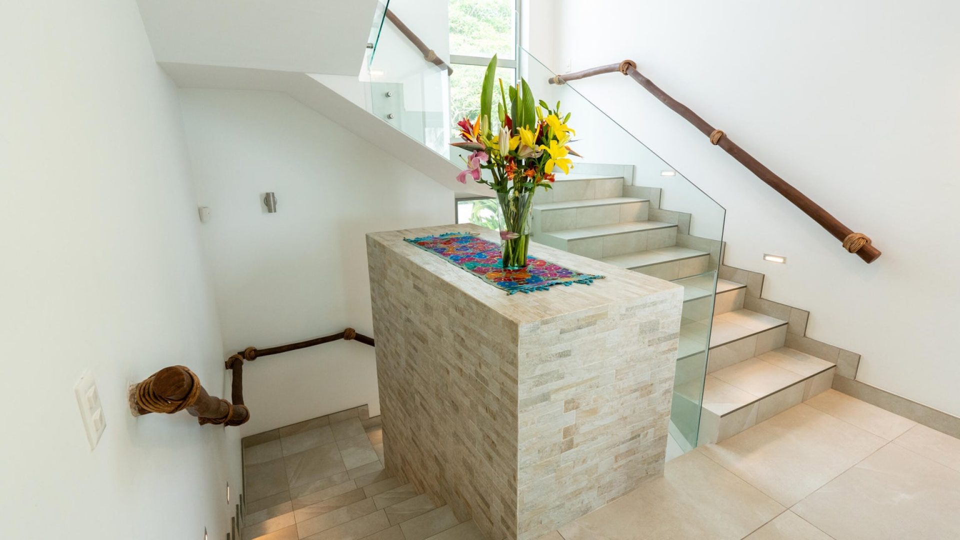 20240730025019862342000000-o