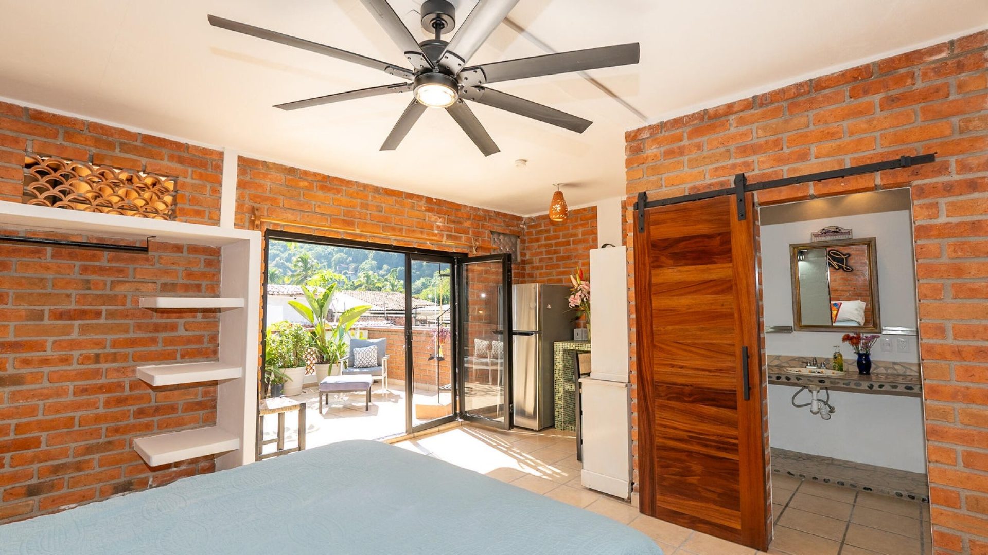 20241213215948343156000000-o