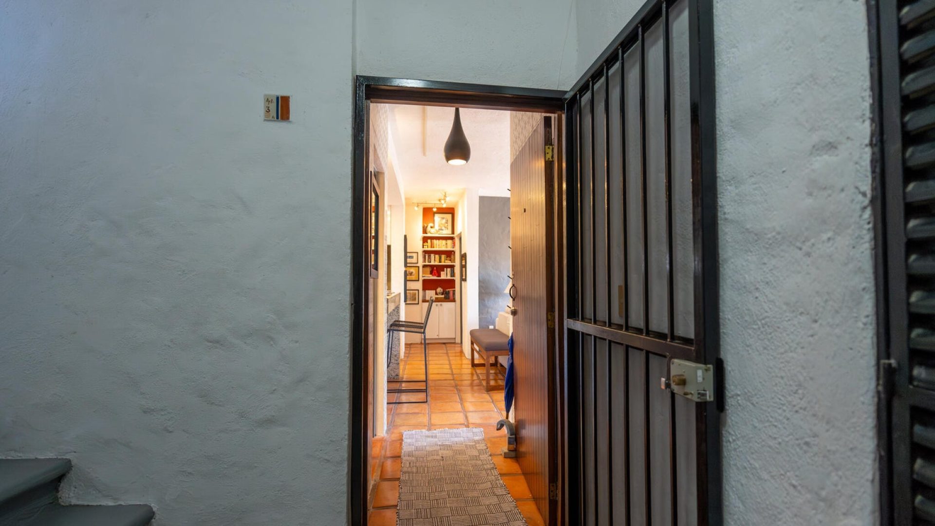 20241224212026936010000000-o