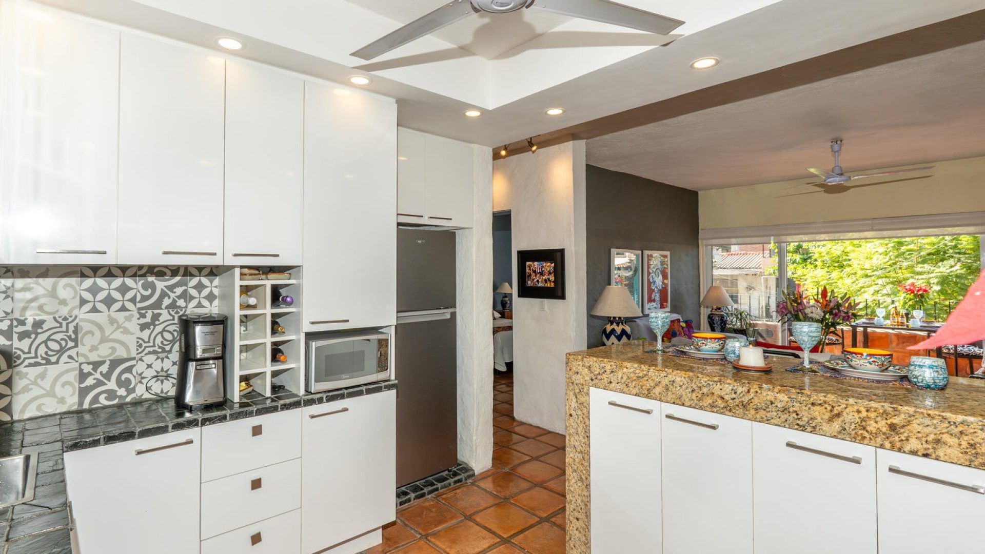 20241224212035995202000000-o