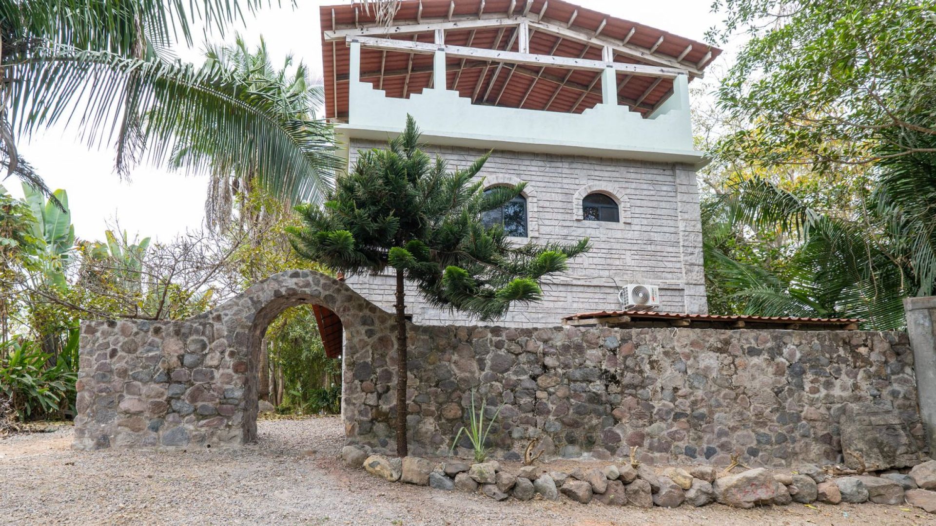 20250224190435800569000000-o