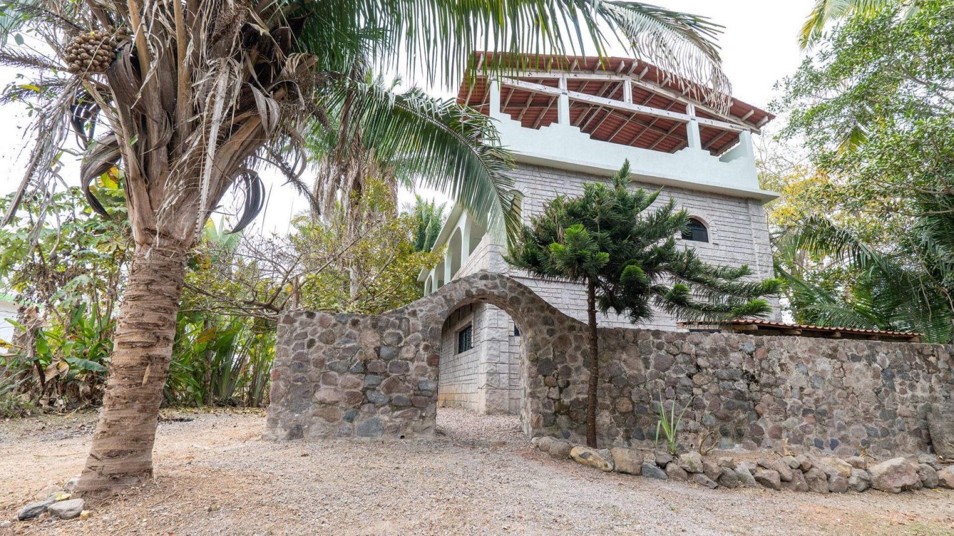 20250224192111775359000000-o