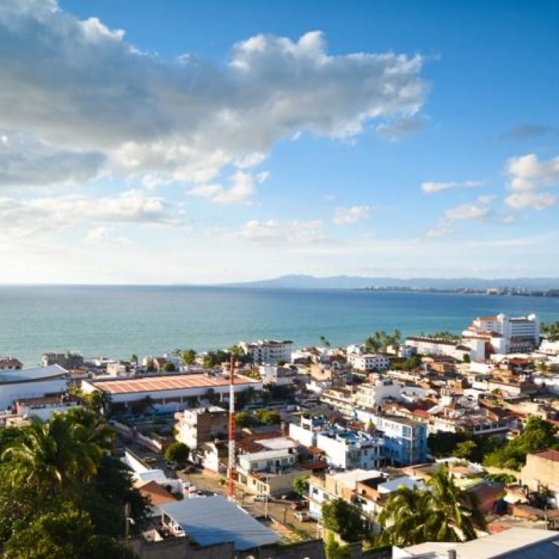 5-de-Deciembre-Puerto-Vallarta-MexHome-3-2