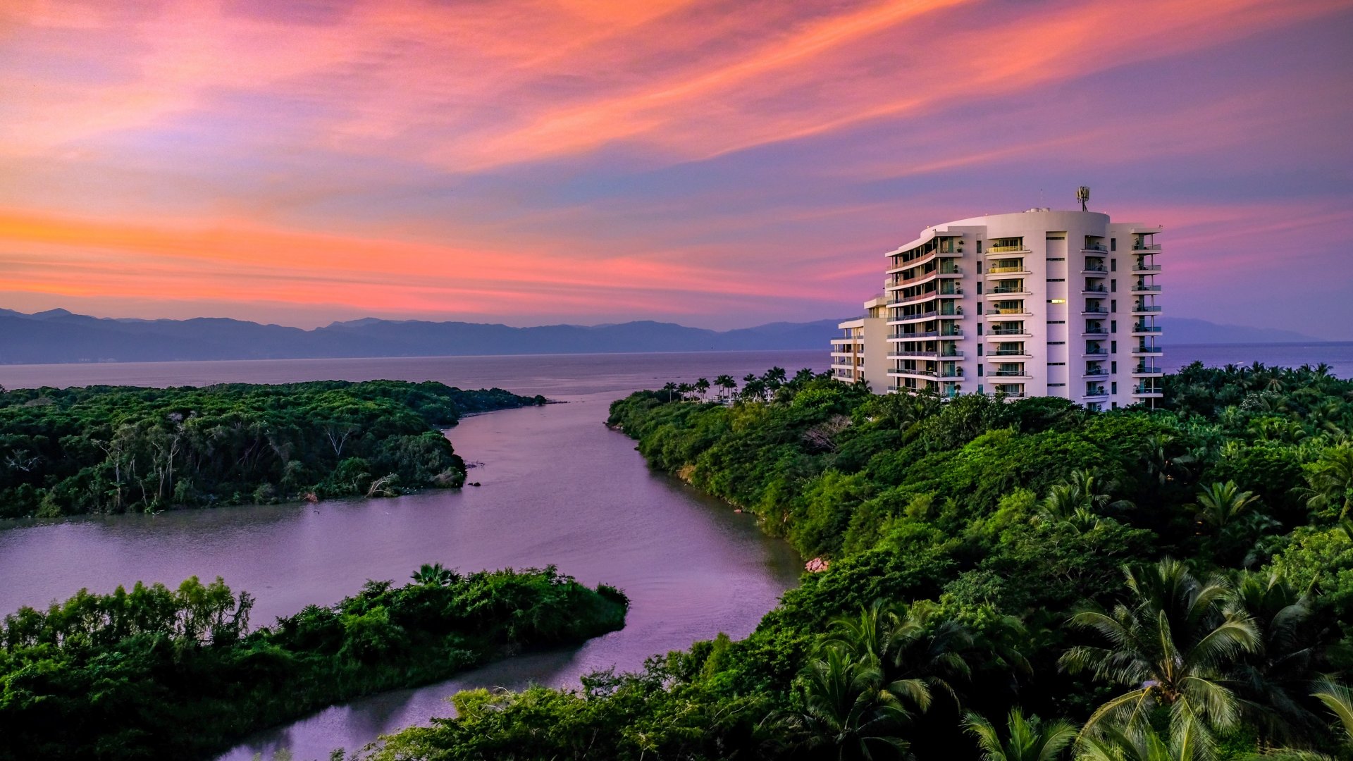 hans-jurgen-weinhardt--TnRO7z1XdQ-unsplash